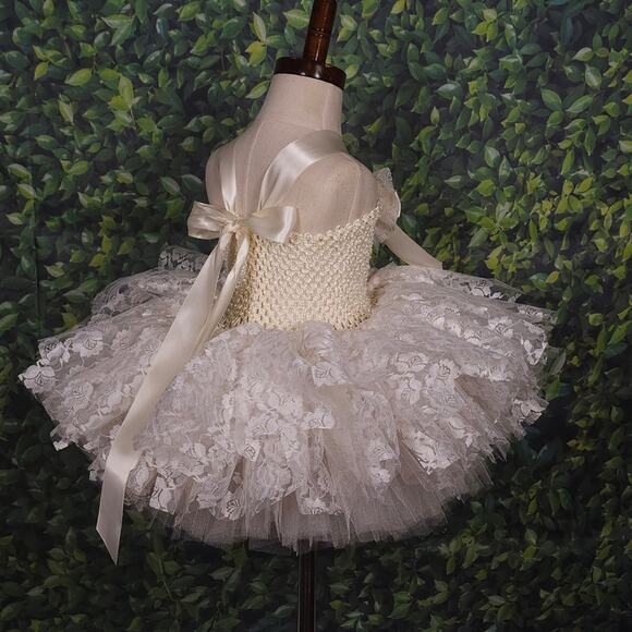 BLACK FRIDAY SALE - Ivory Lace TuTu Dress w/ Matching Headband NWT Size 2T - 3T - Picture 6 of 16